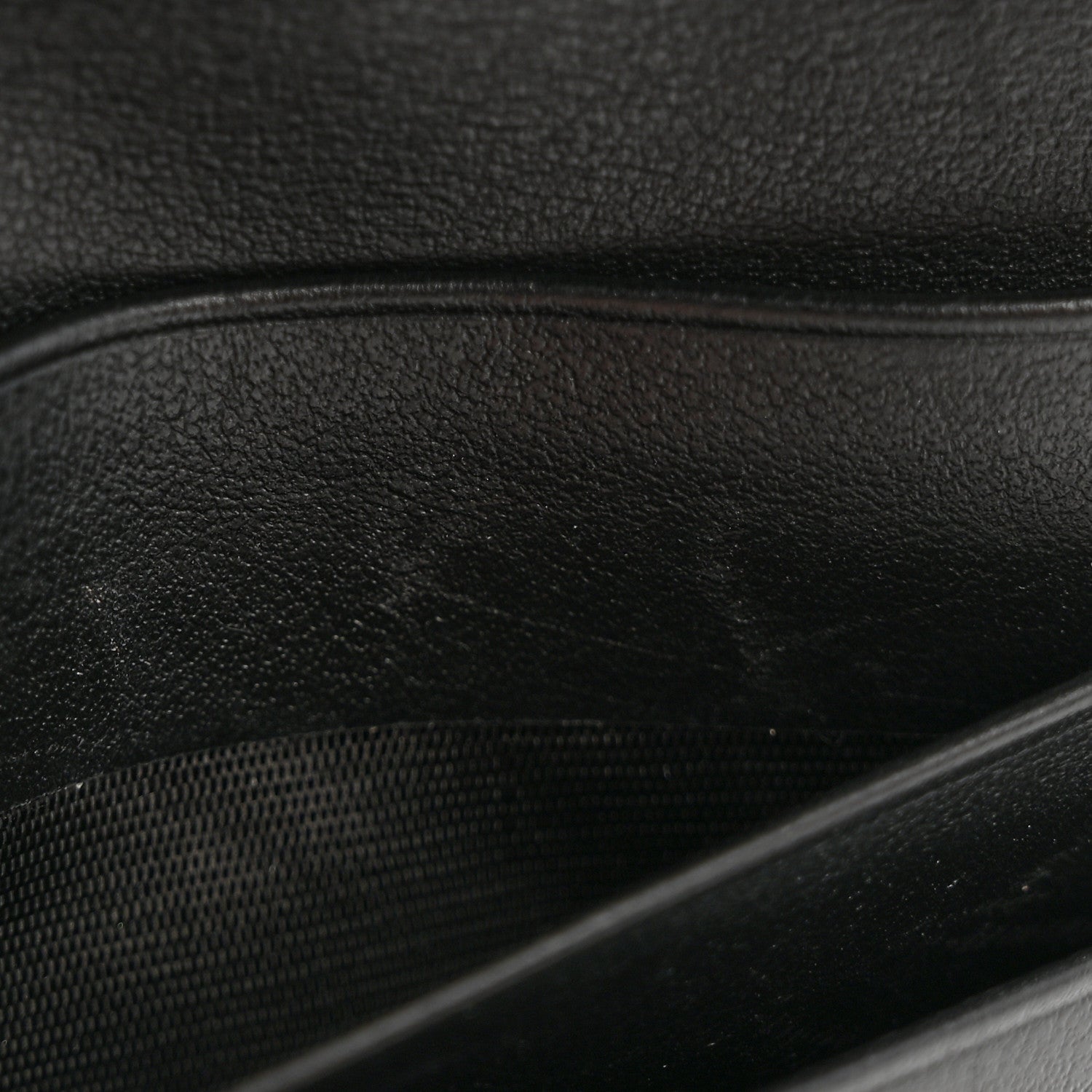 Calfskin Matelasse GG Marmont  Case Wallet Black