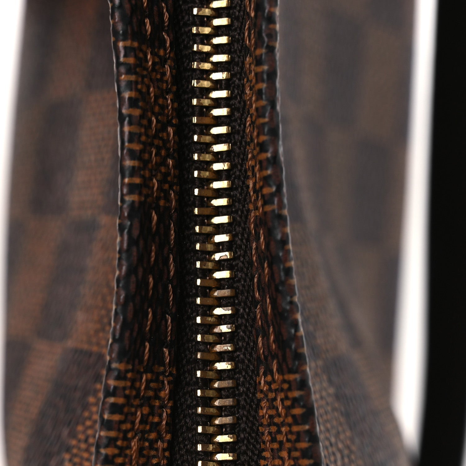 Damier Ebene Trousse Make Up Bag Pochette