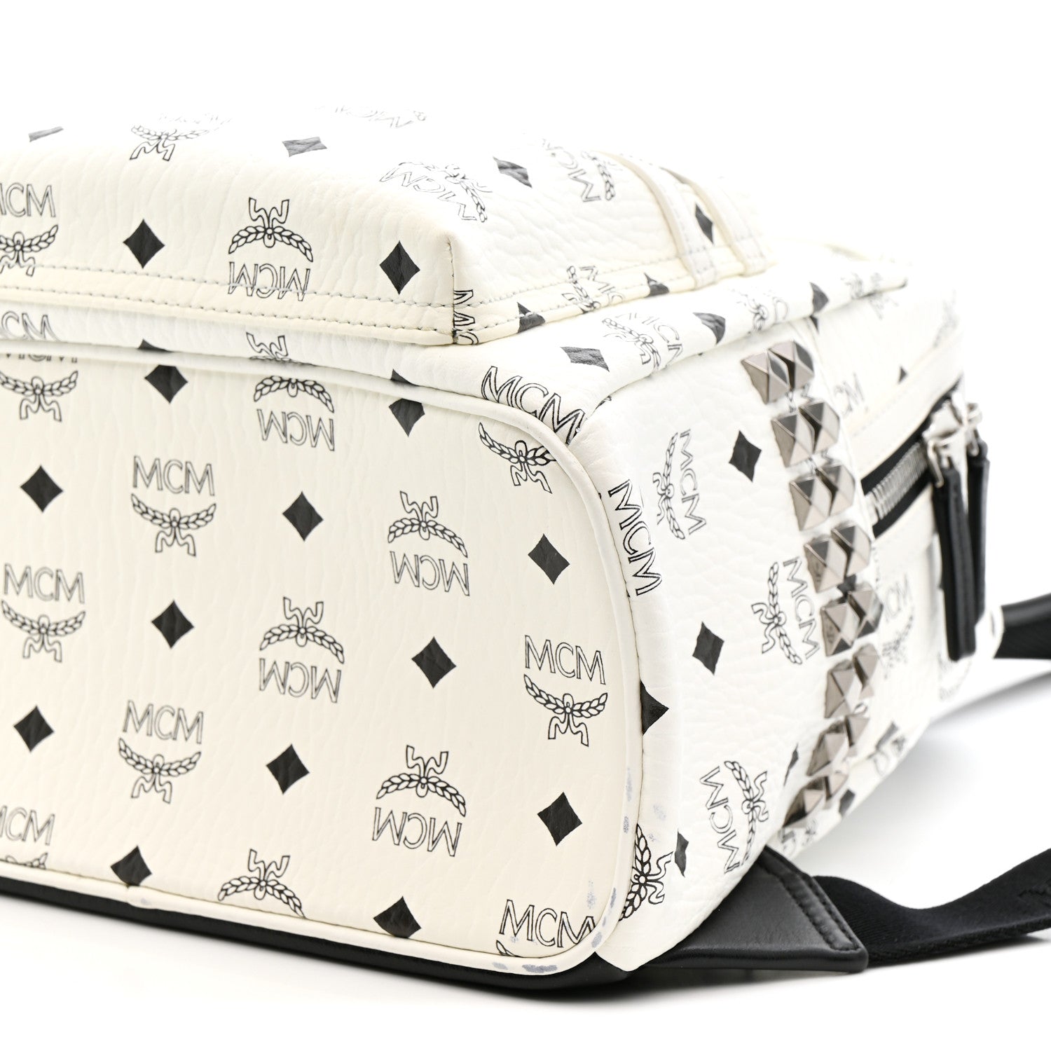 Visetos Small Side Stud Stark Backpack White