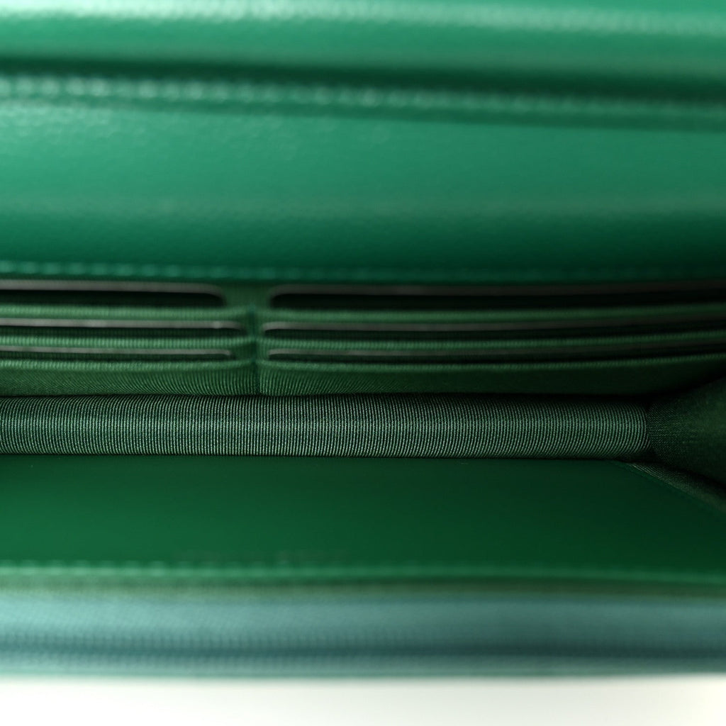 Caviar Quilted Wallet On Chain WOC Green
