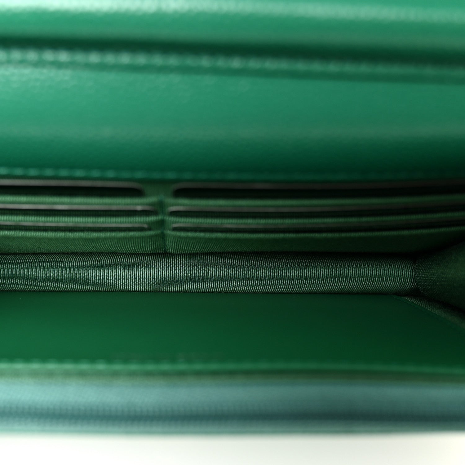 Caviar Quilted Wallet On Chain WOC Green