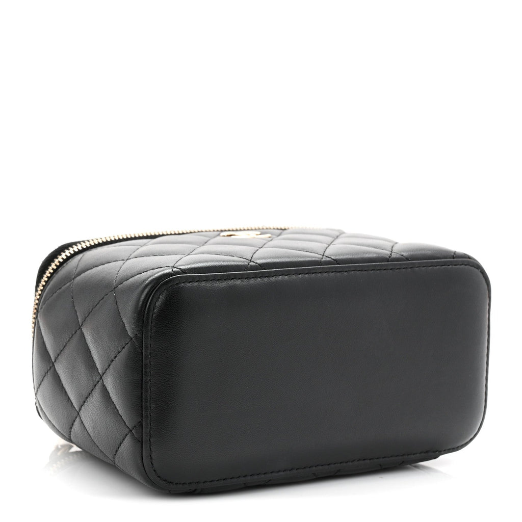 Lambskin Quilted Small Top Handle Vanity Case With Chain Black
