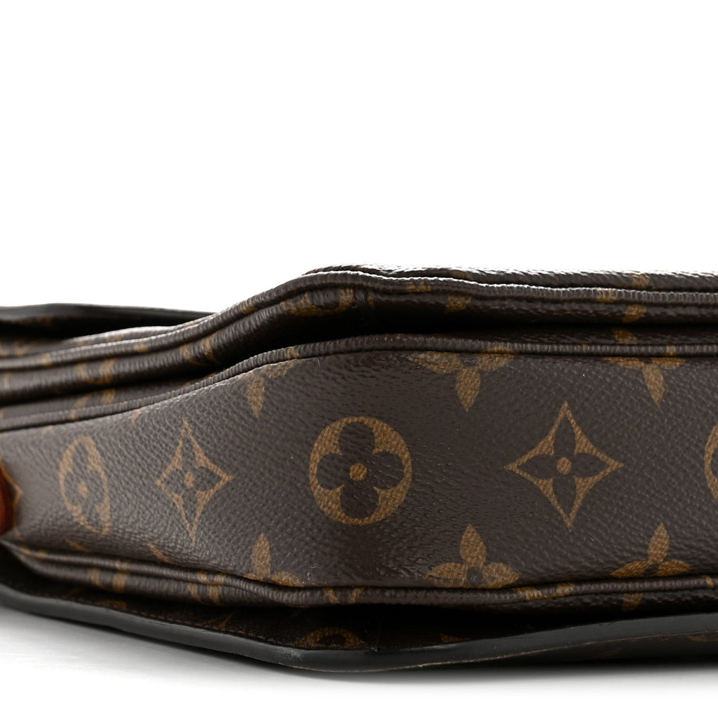 Monogram Pochette Metis