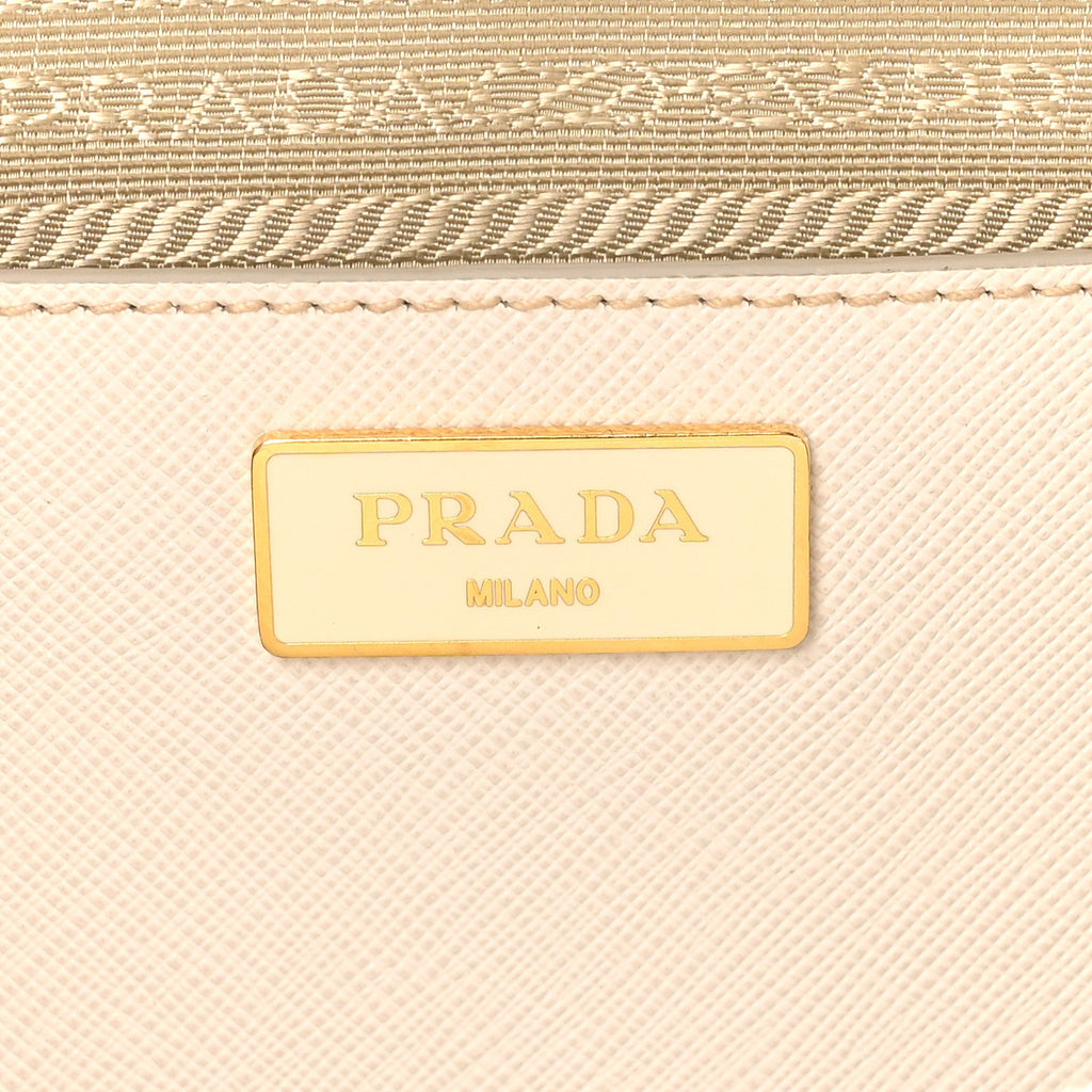 Saffiano Lux Medium Galleria Double Zip Tote Talco
