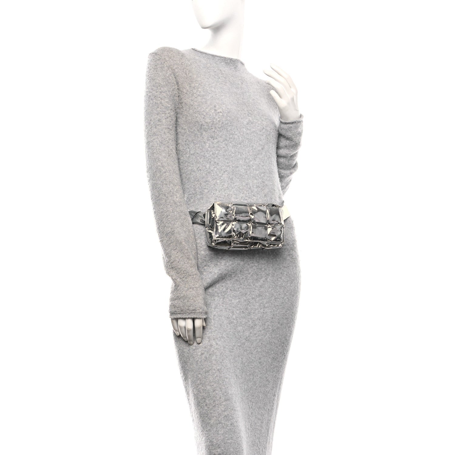Metallic Lambskin Maxi Intrecciato Padded The Belt Cassette Bag Silver