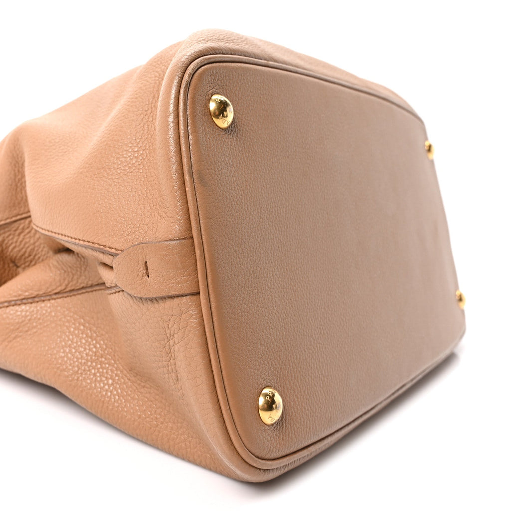 Vitello Daino Tote Caramel