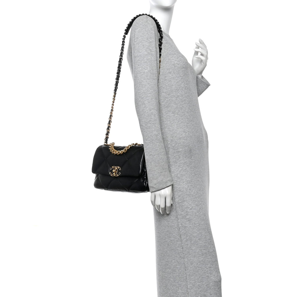 Goatskin Quilted Medium Chanel 19 Flap Black