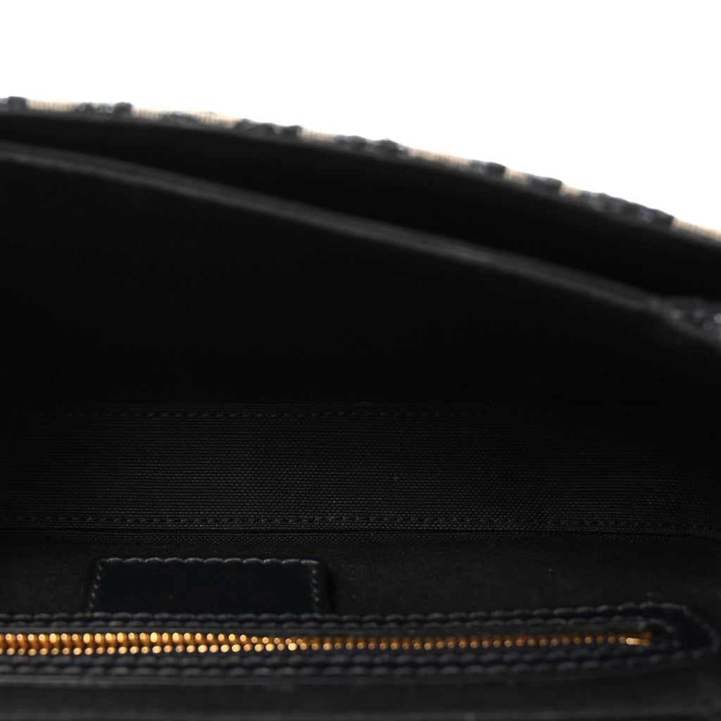 Oblique 30 Montaigne Avenue Bag Blue