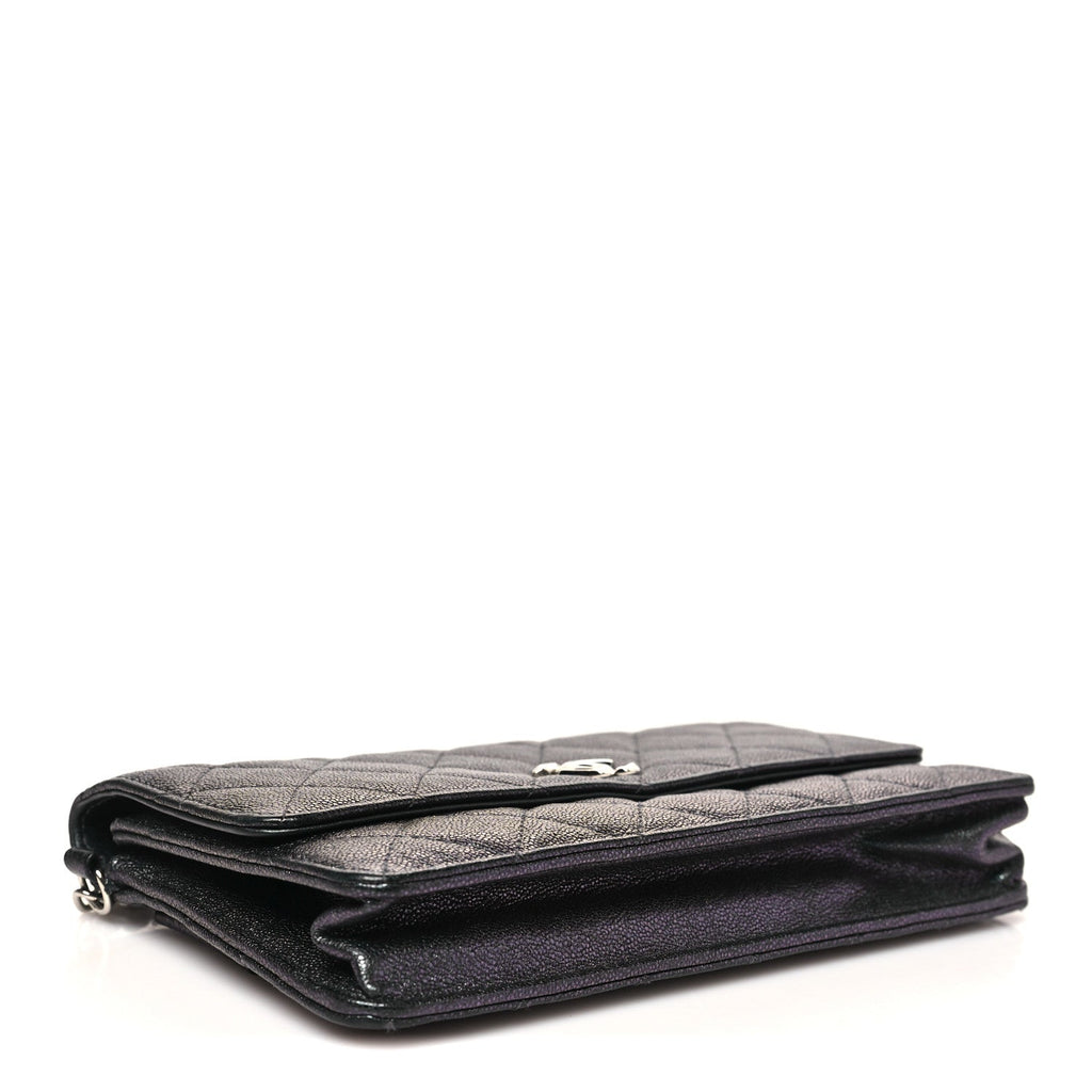 Iridescent Caviar Quilted Classic Pouch Clutch Black