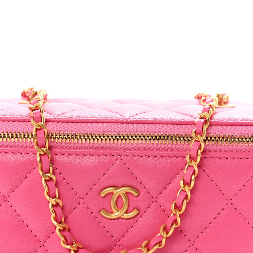 Lambskin Enamel Quilted Small Coco Hearts Vanity Case With Chain Pink
