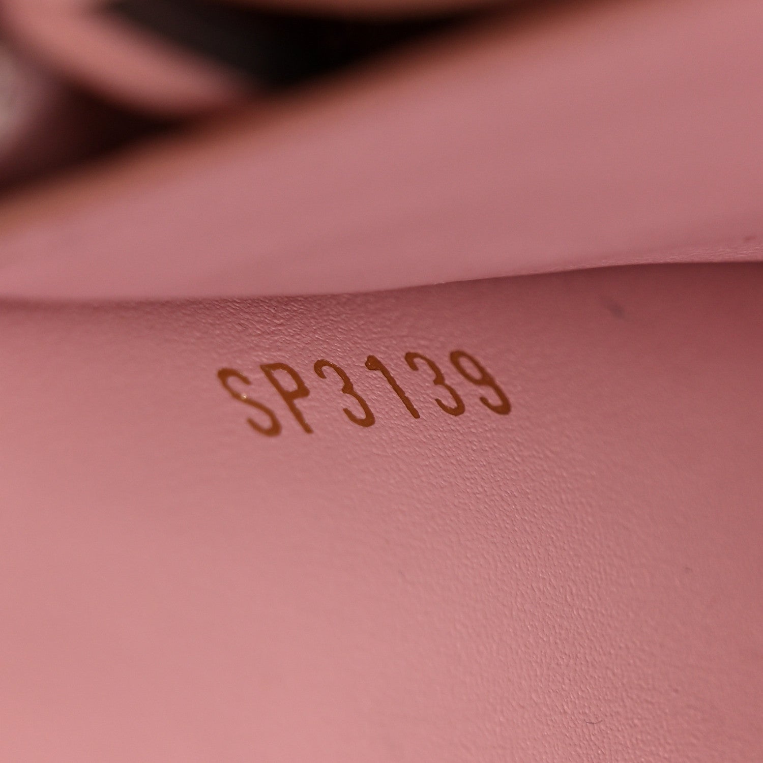Monogram Flore Chain Wallet Rose Ballerine
