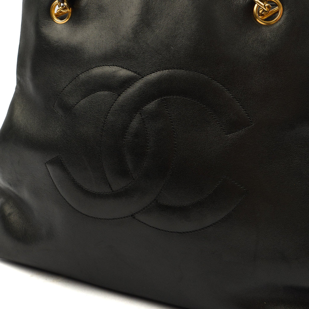 Chanel Tote Vintage Tote in Black, Lambskin Leather