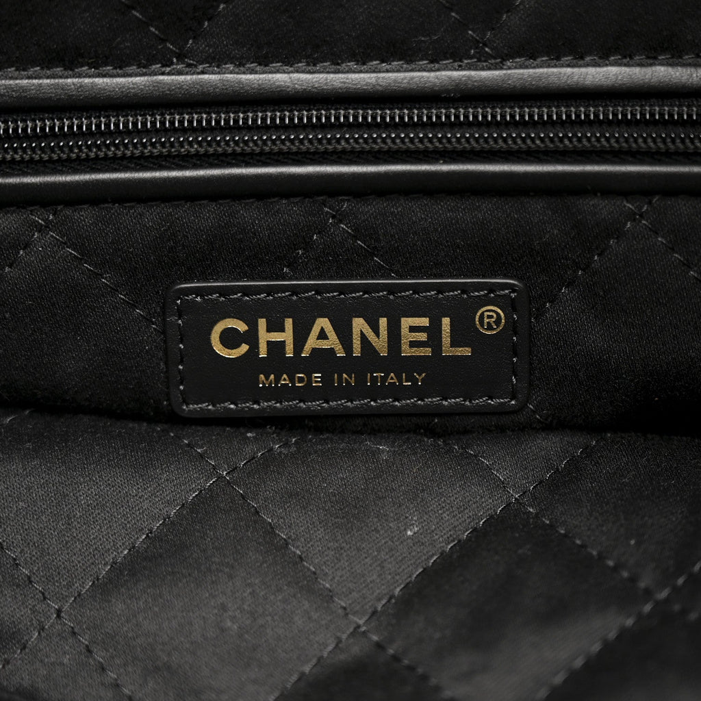 Shiny Calfskin Quilted Small Chanel 22 Black