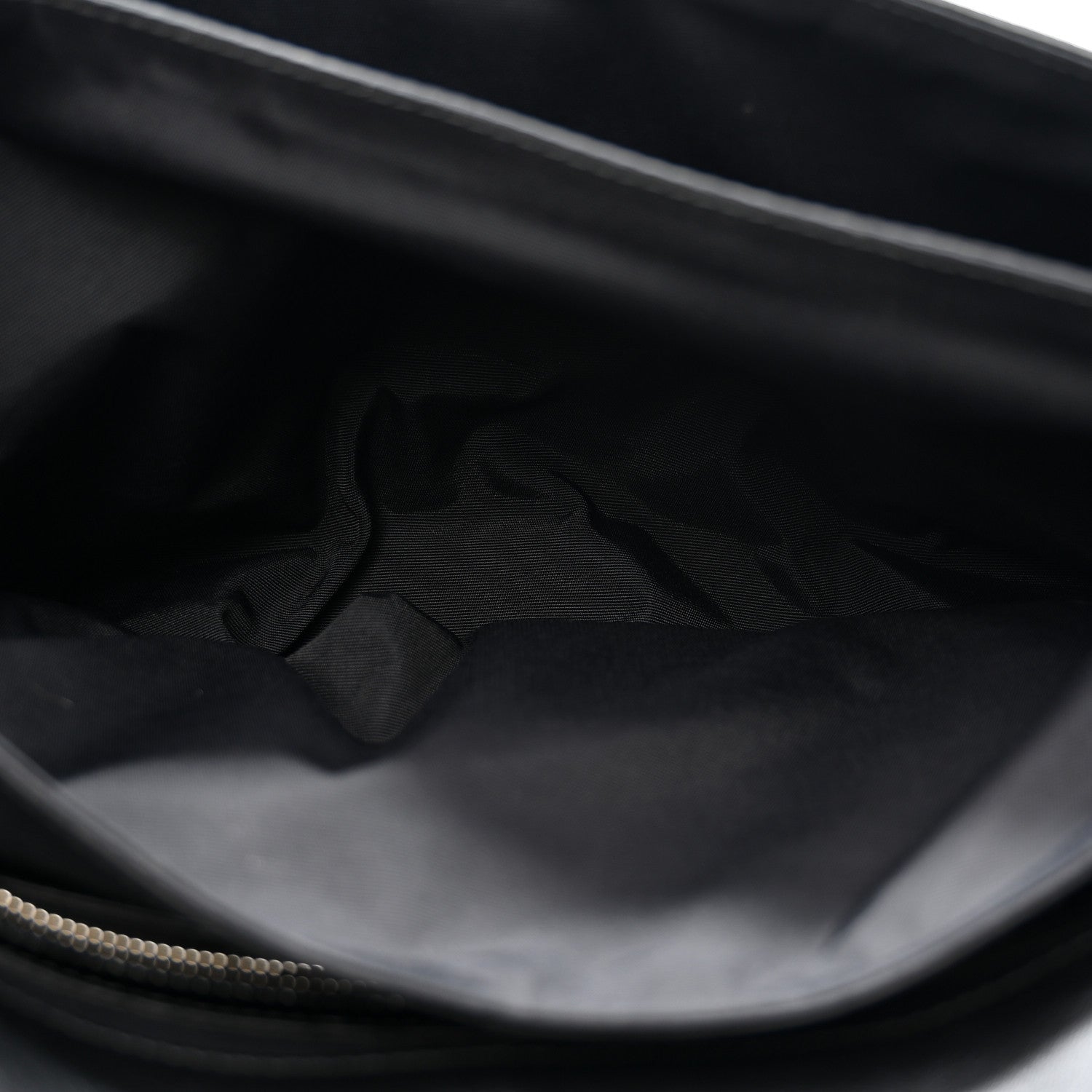 Patent Cannage New Lock Flap Black