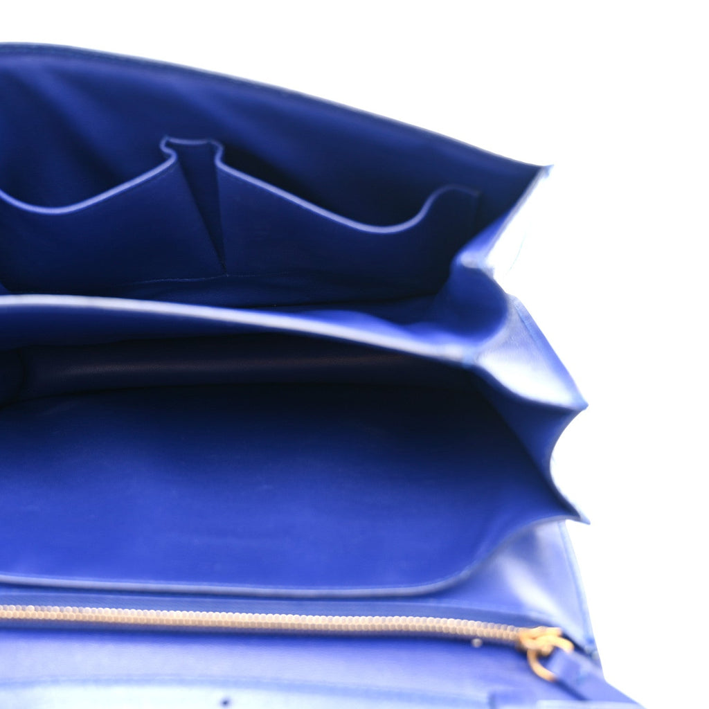 Box Calfskin Medium Classic Box Flap Bag Indigo