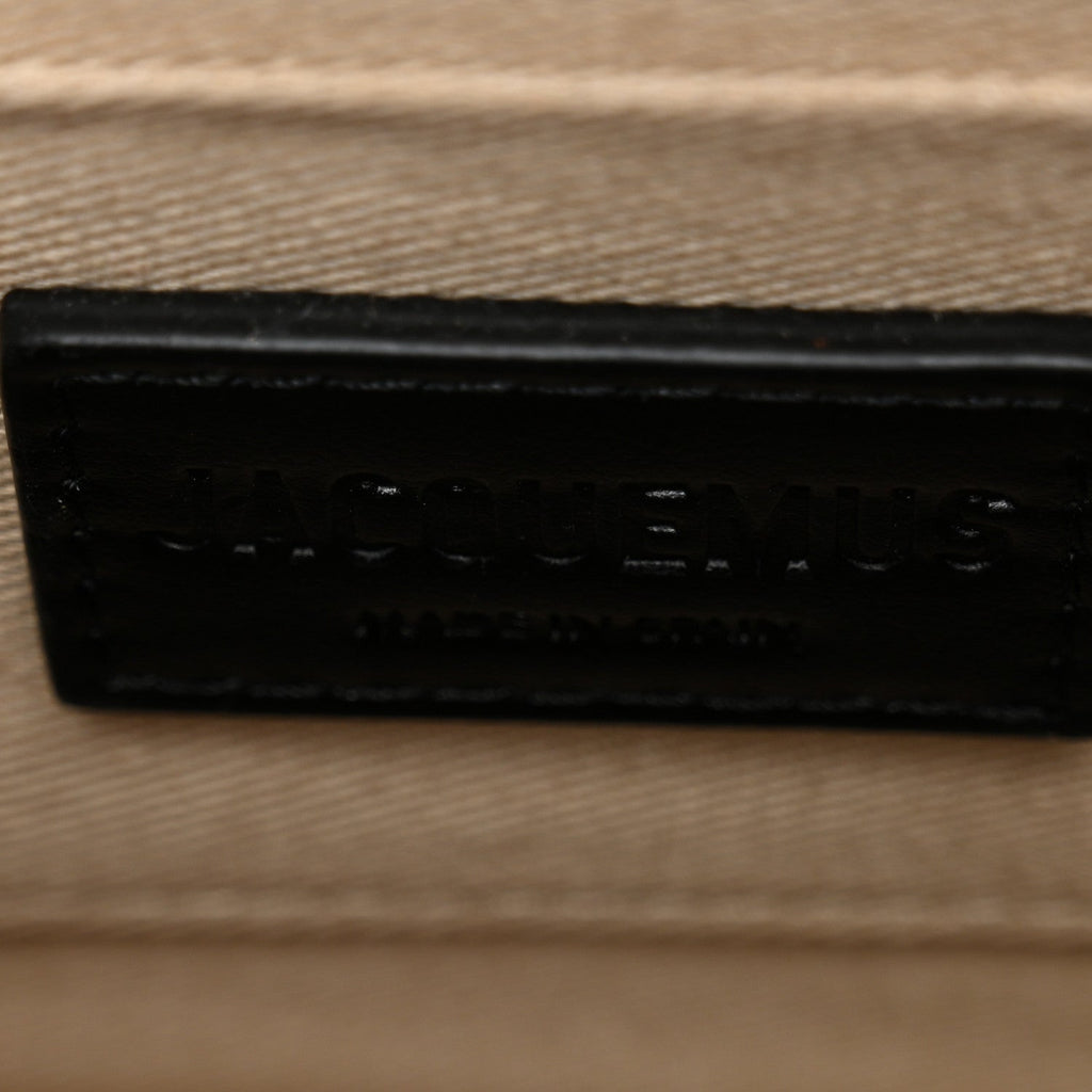 Smooth Calfskin Le Chiquito Noeud Black
