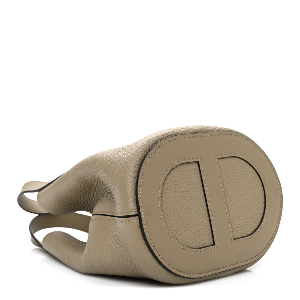 Taurillon Clemence Swift In-The-Loop 18 Bag Beige Marfa