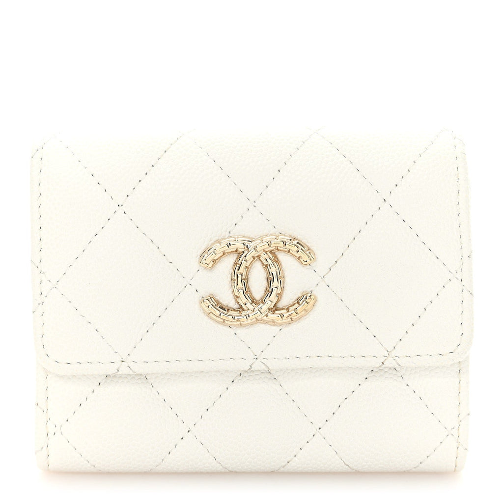 Caviar Quilted Chain CC Quilted Compact Flap  Holder White