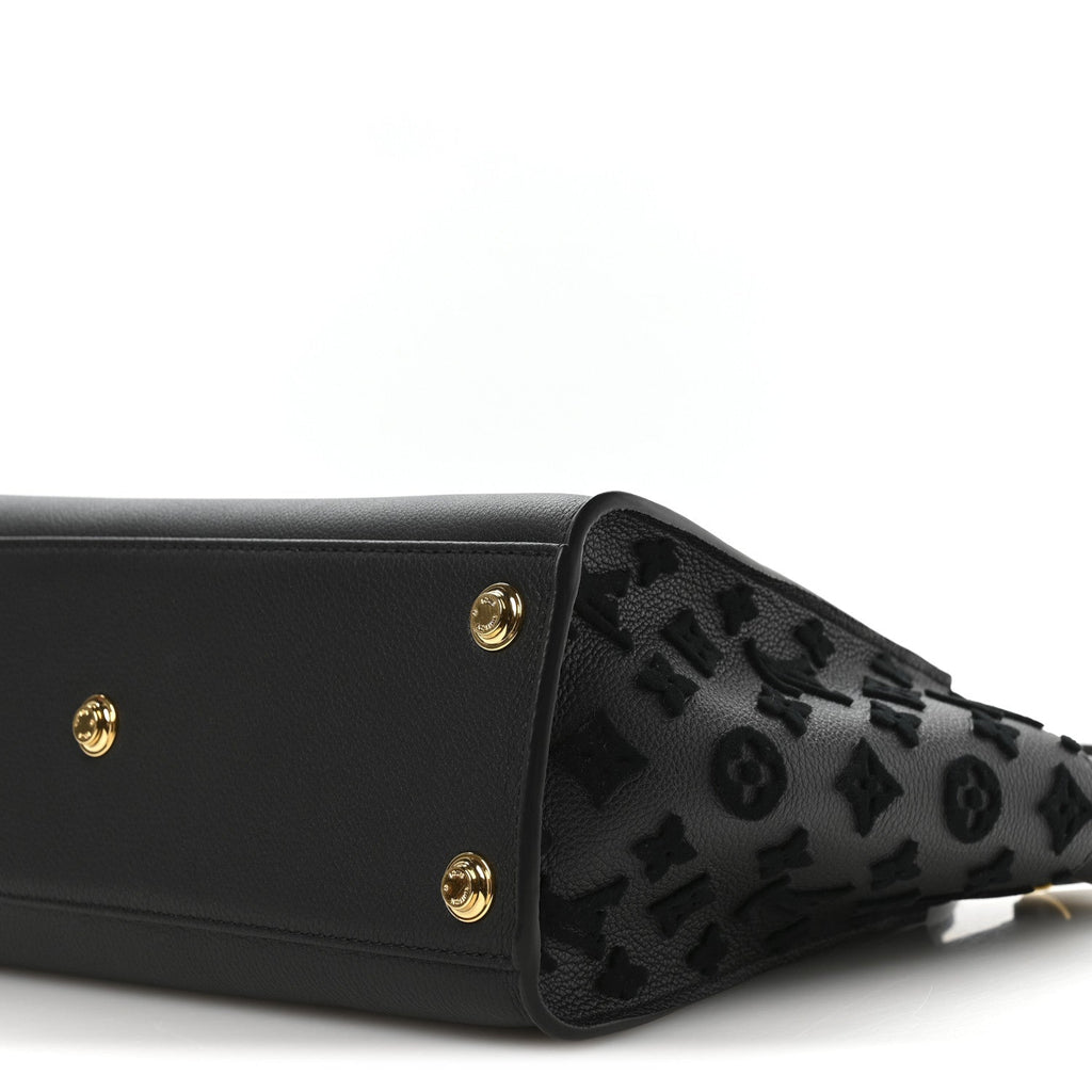 Calfskin Monogram Tufting On My Side Black