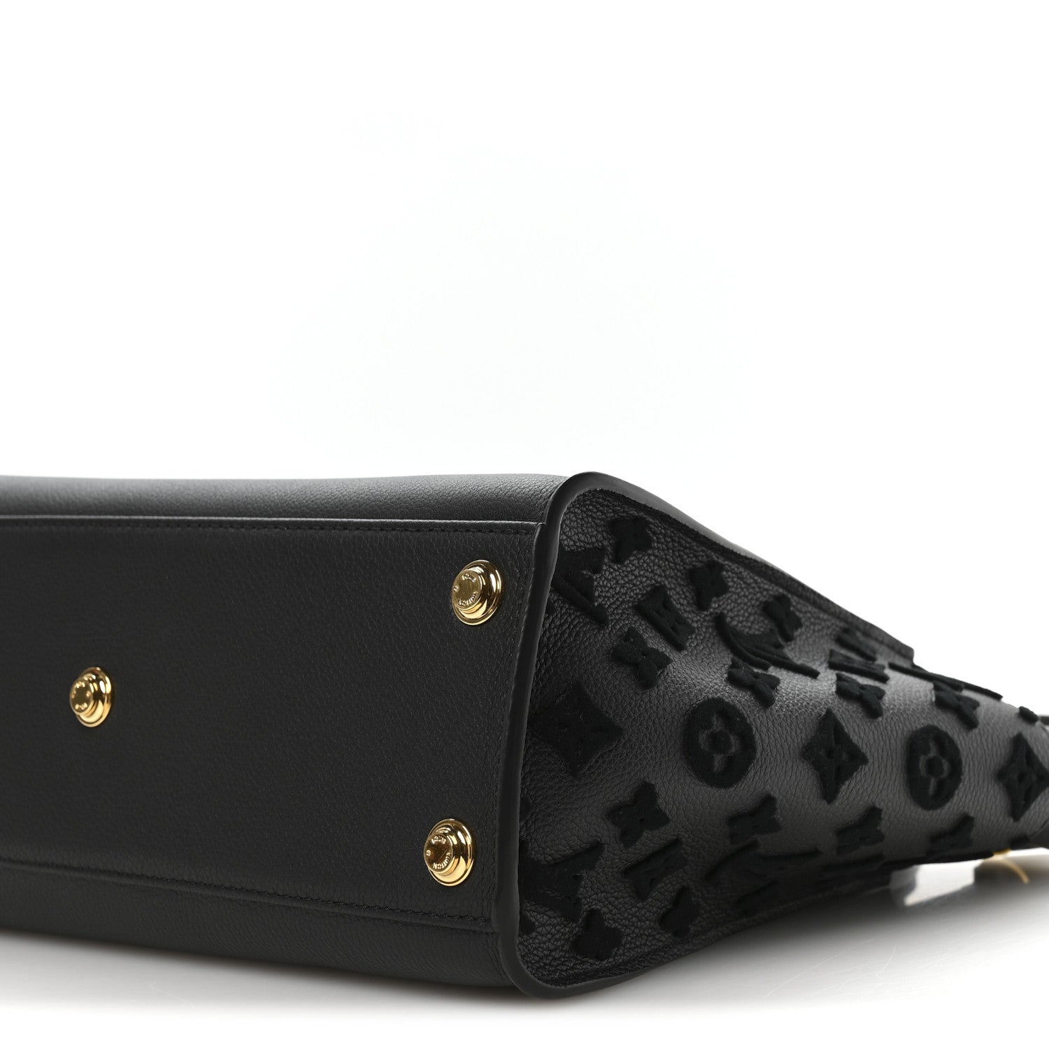 Calfskin Monogram Tufting On My Side Black
