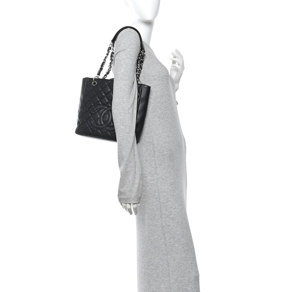 Caviar Quilted Petit Shopping Tote PST Black