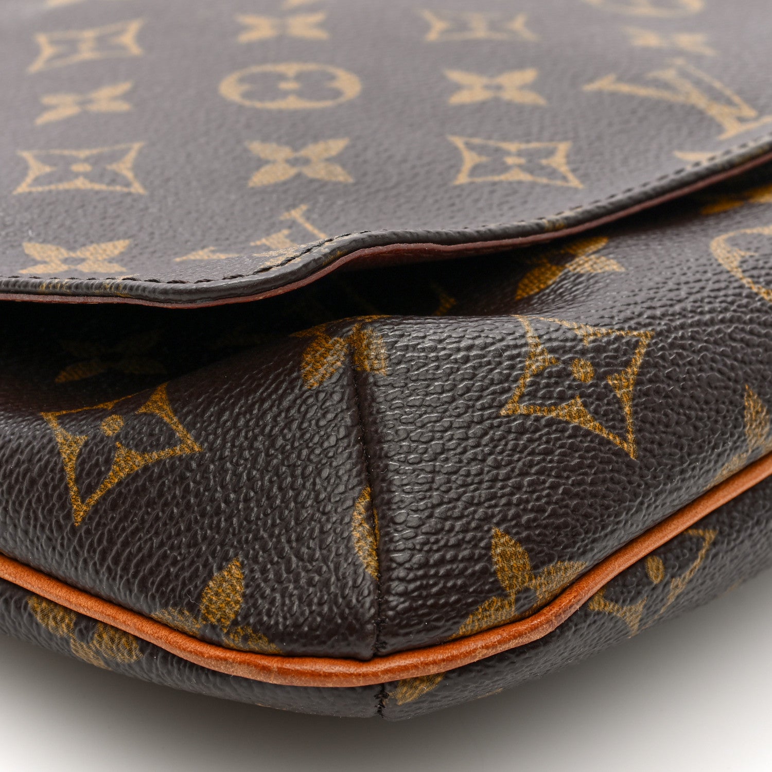 Monogram Musette Tango