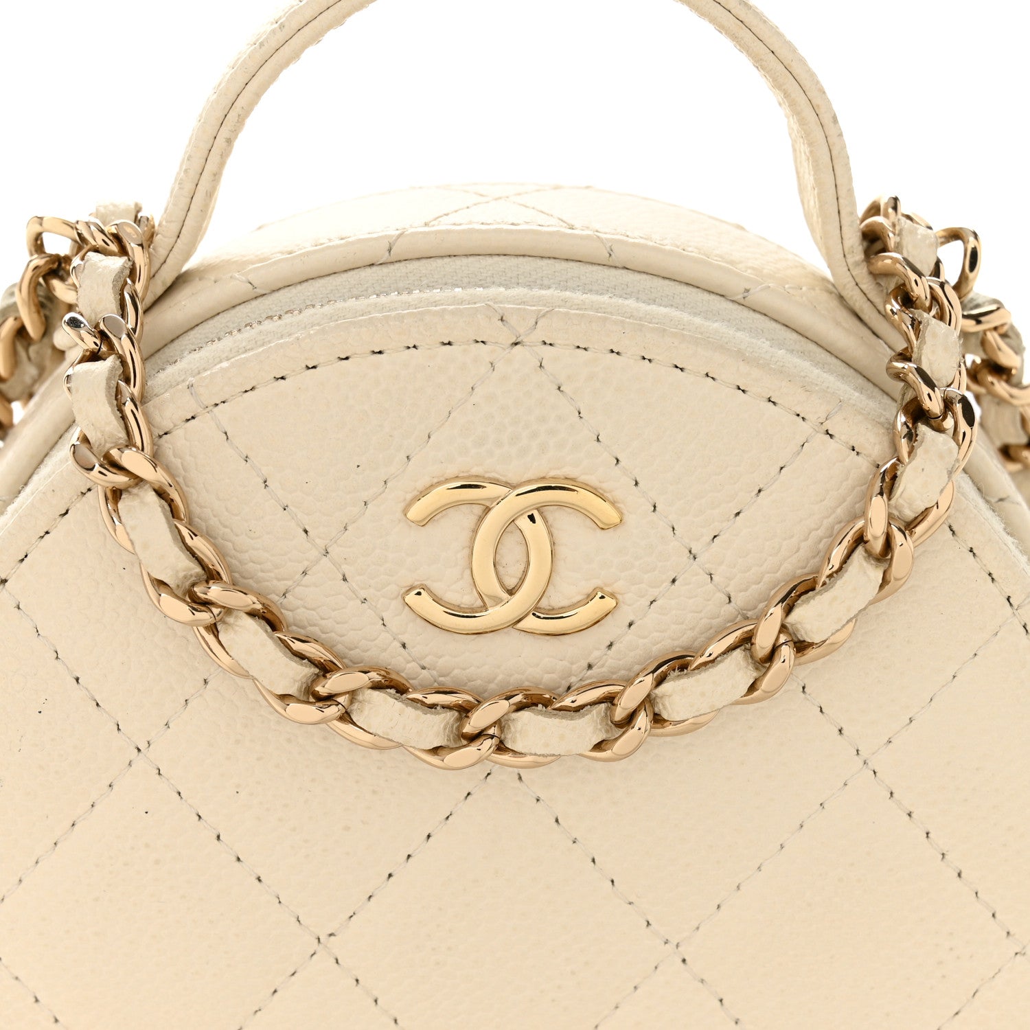 Caviar Quilted Round Handle With Care Vanity With Chain White