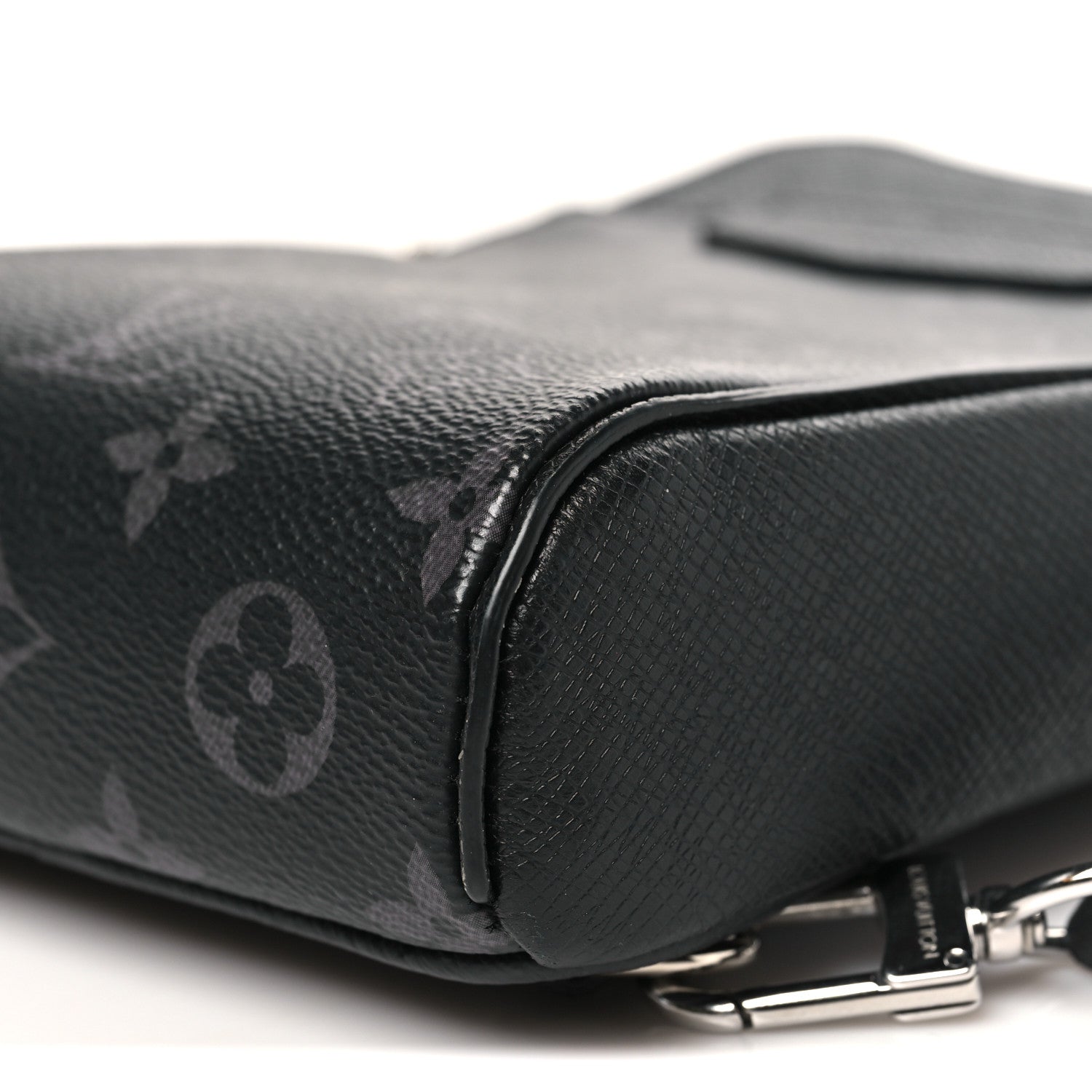 Taigarama Outdoor Slingbag Black