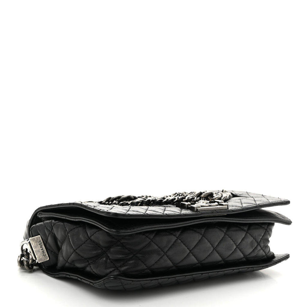 Calfskin Enchained New Medium Boy Flap Black