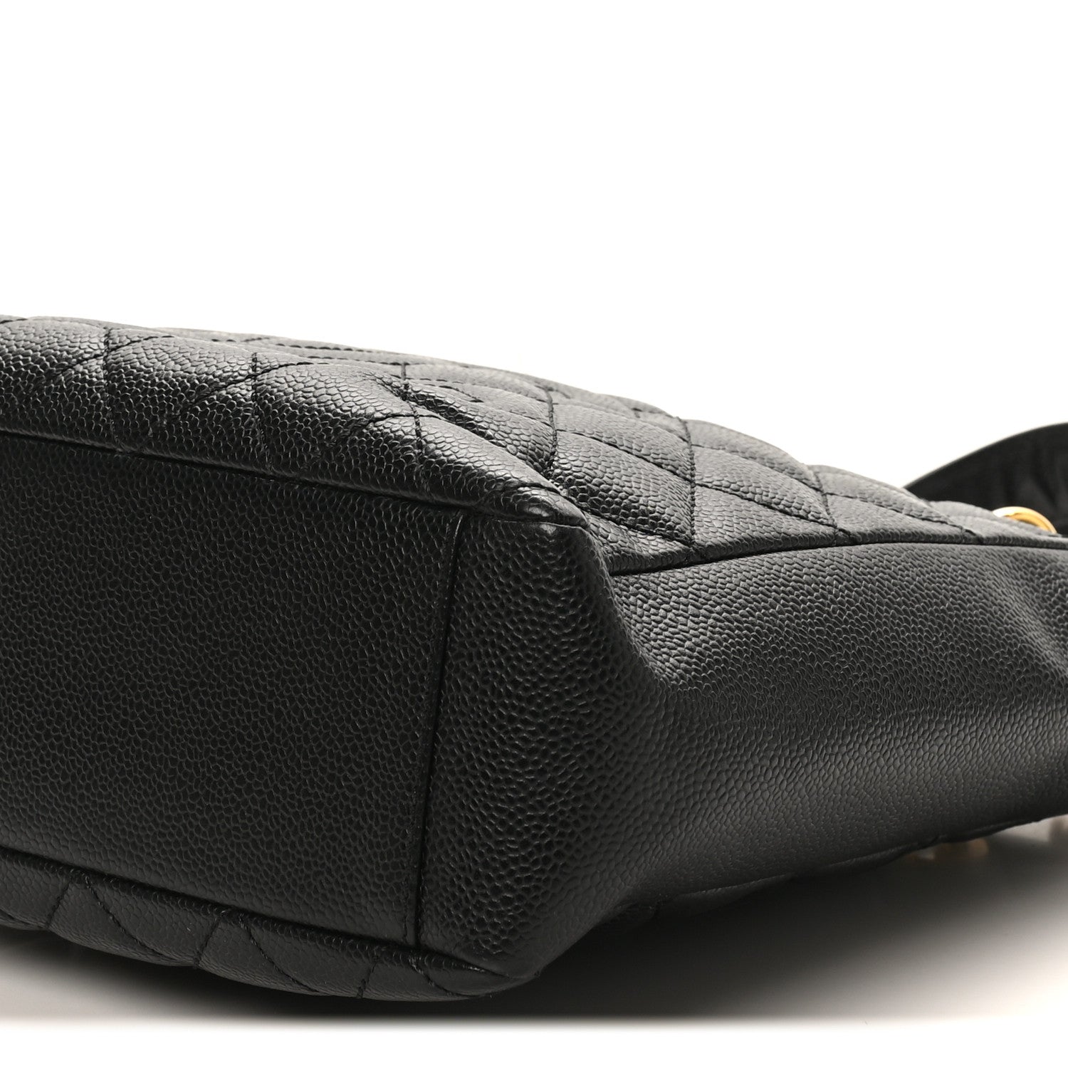 Caviar Quilted Petit Shopping Tote PST Black