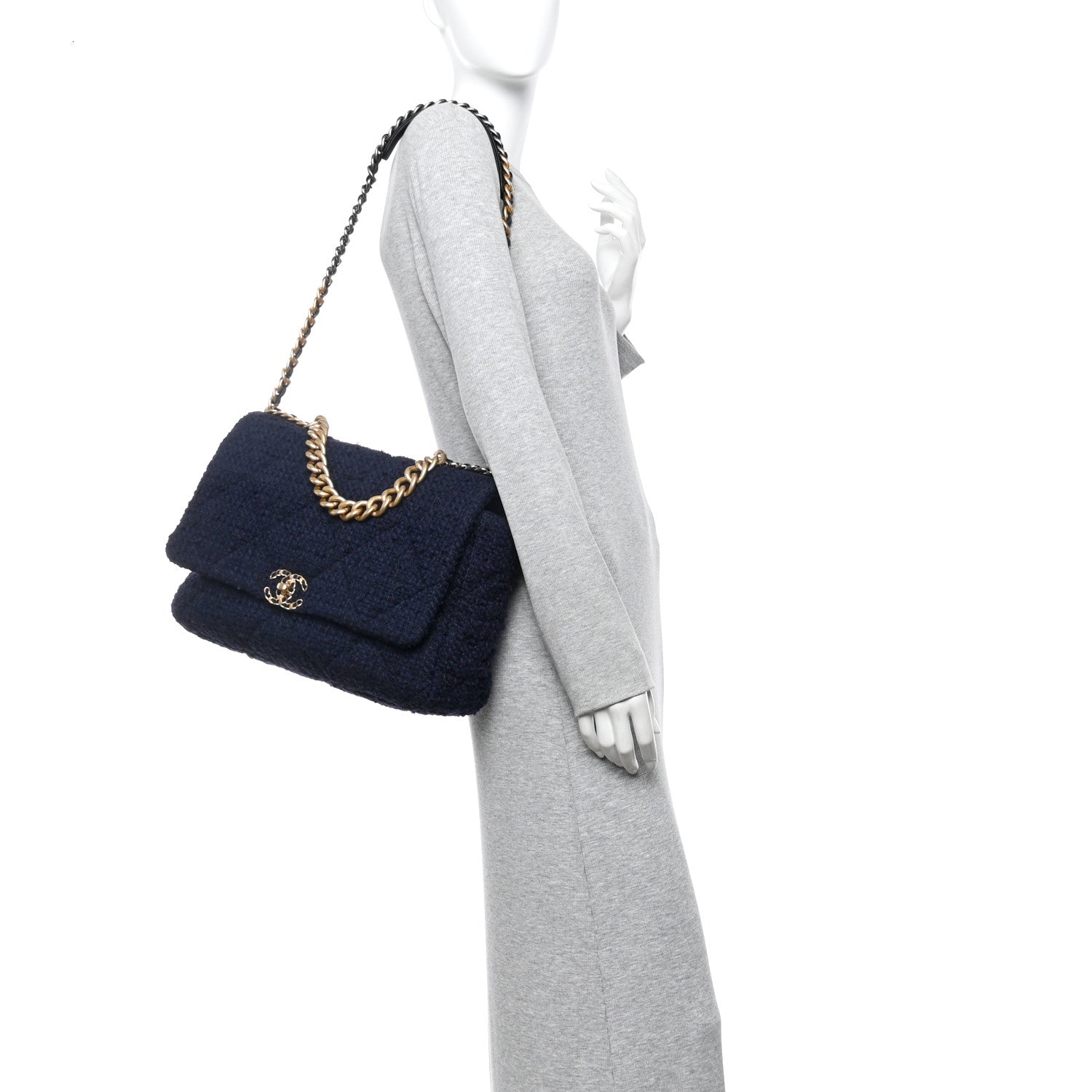 Tweed Quilted Maxi Chanel 19 Flap Navy