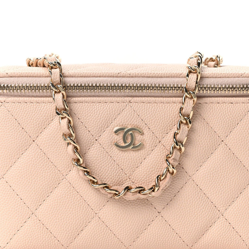 Caviar Quilted Small Vanity Case With Chain Light Beige
