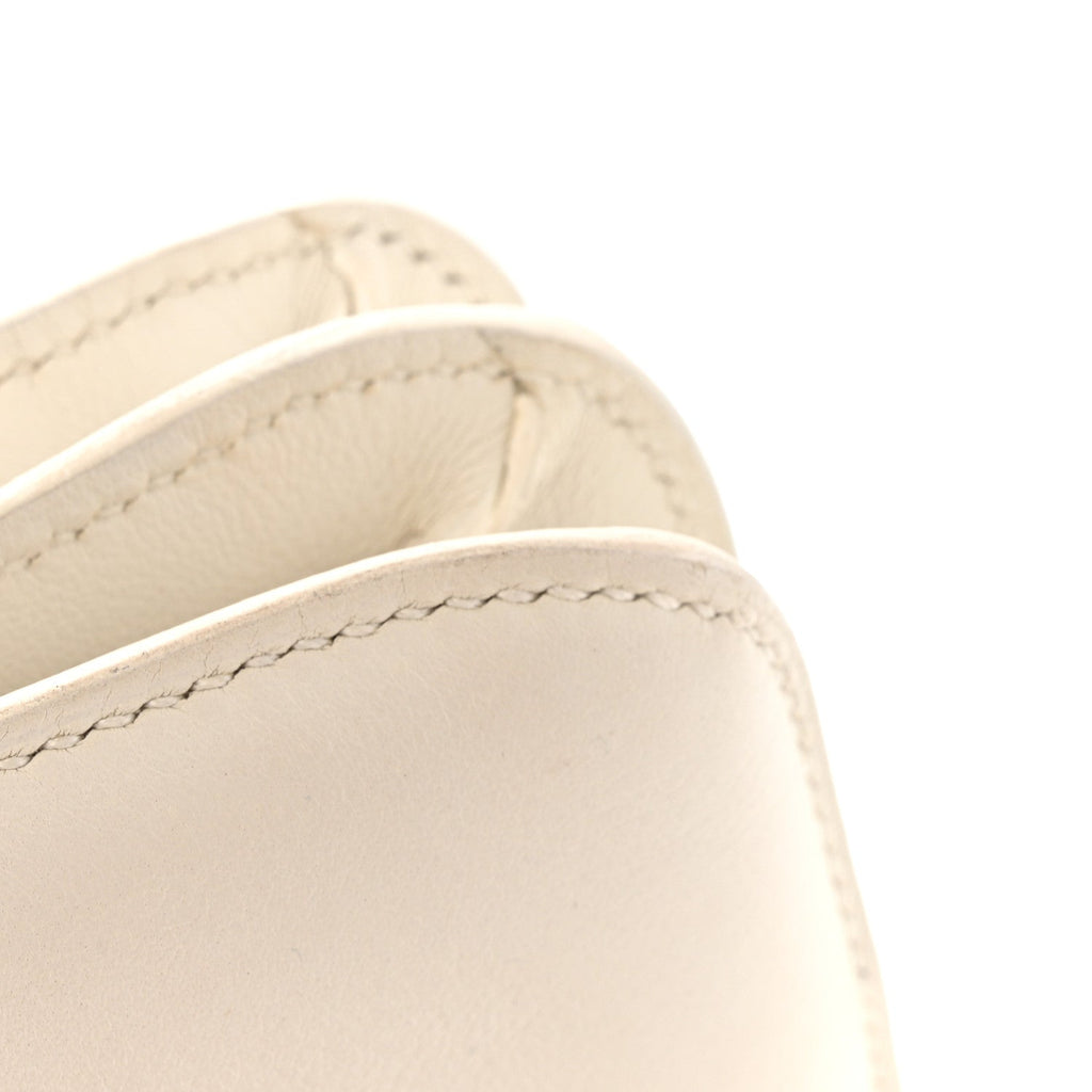 Swift Constance 18 White