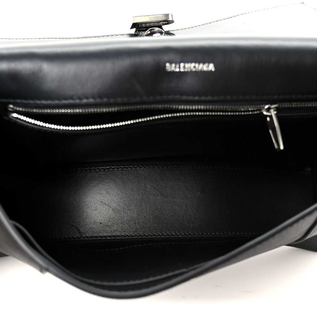 Semi Matte Soft Textured Calfskin Downtown Shoulder Bag Black