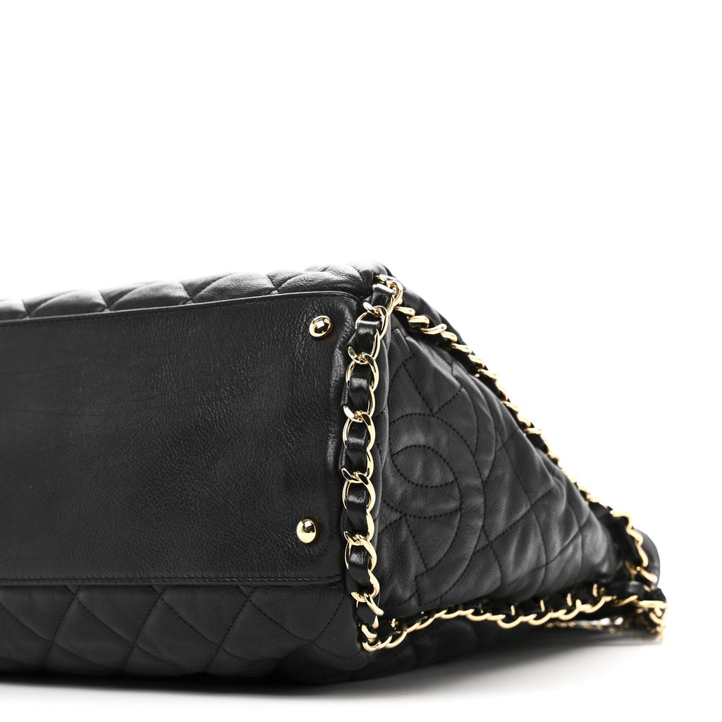 Calfskin Quilted Large Chain Me Hobo Black