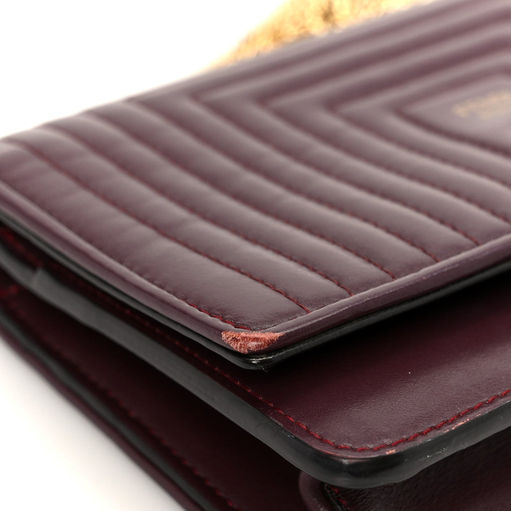 Shiny Nappa Trapuntata Dotcom Tube Wallet On Chain Bordeaux