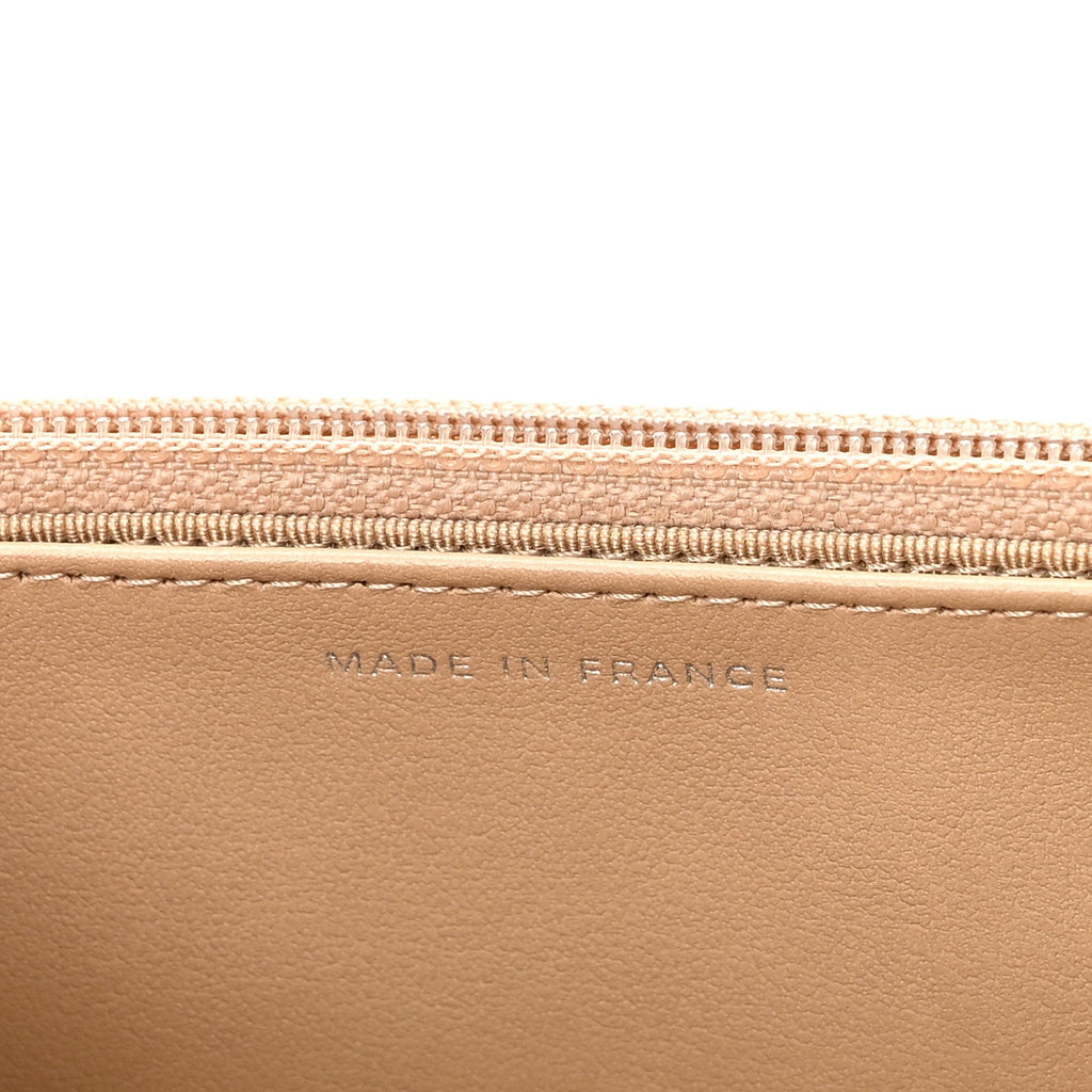 Caviar Quilted Wallet on Chain WOC Beige