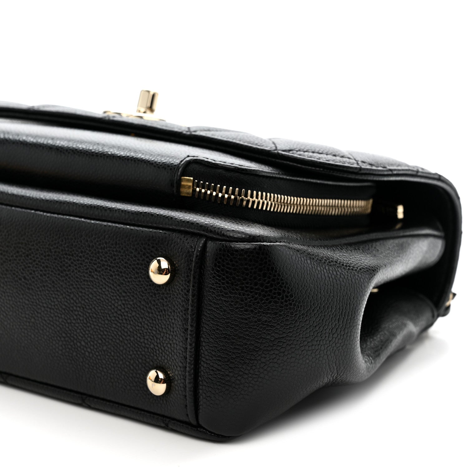 Caviar Quilted Medium Business Affinity Flap Black