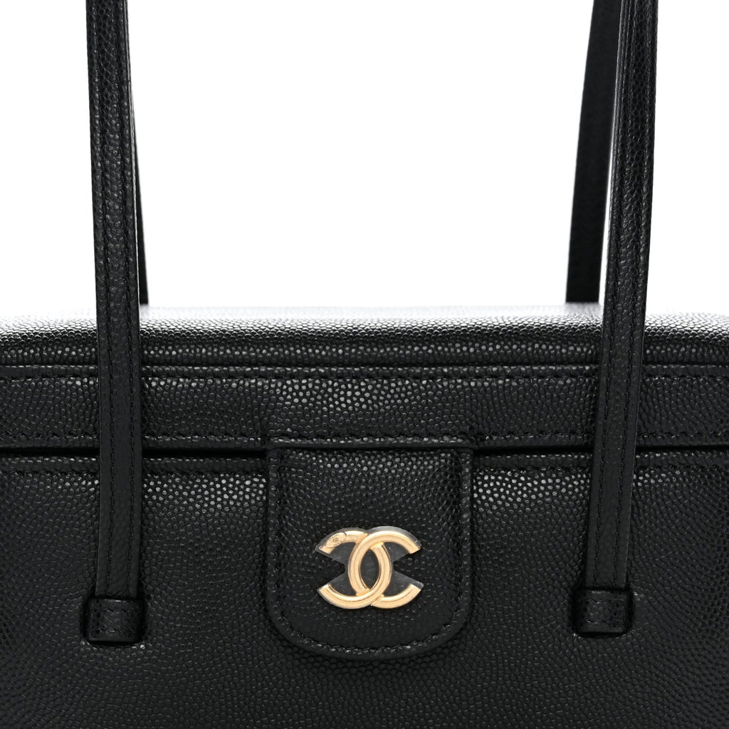 Shiny Caviar Preppy Coco Long Vanity With Strap Black