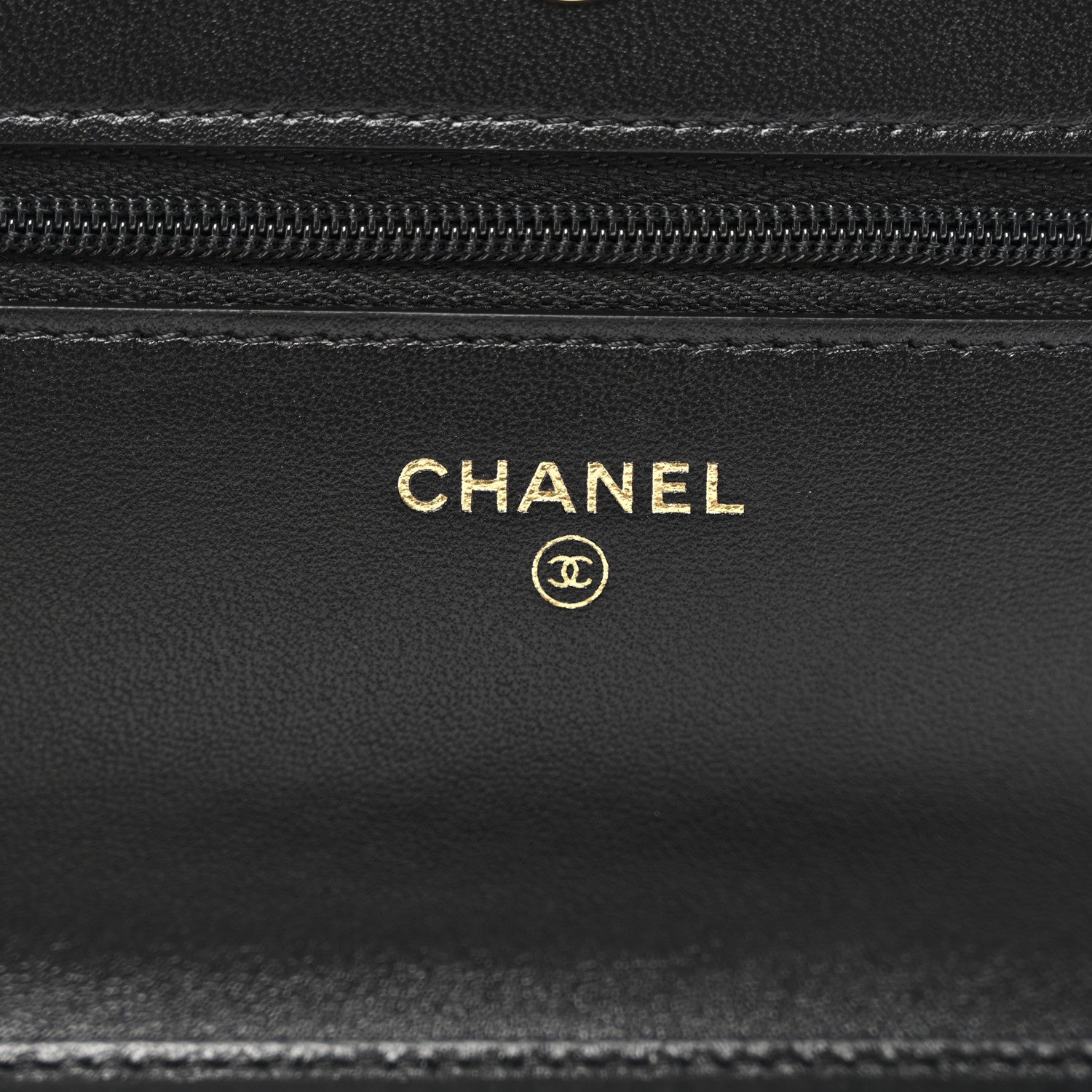 Lambskin Quilted Wallet On Chain WOC Black