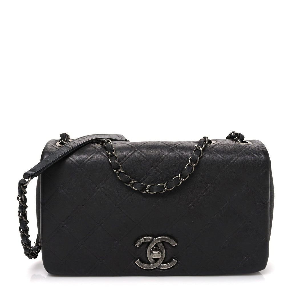 Calfskin Diamond Embossed Medium New Chic Flap Dark Grey