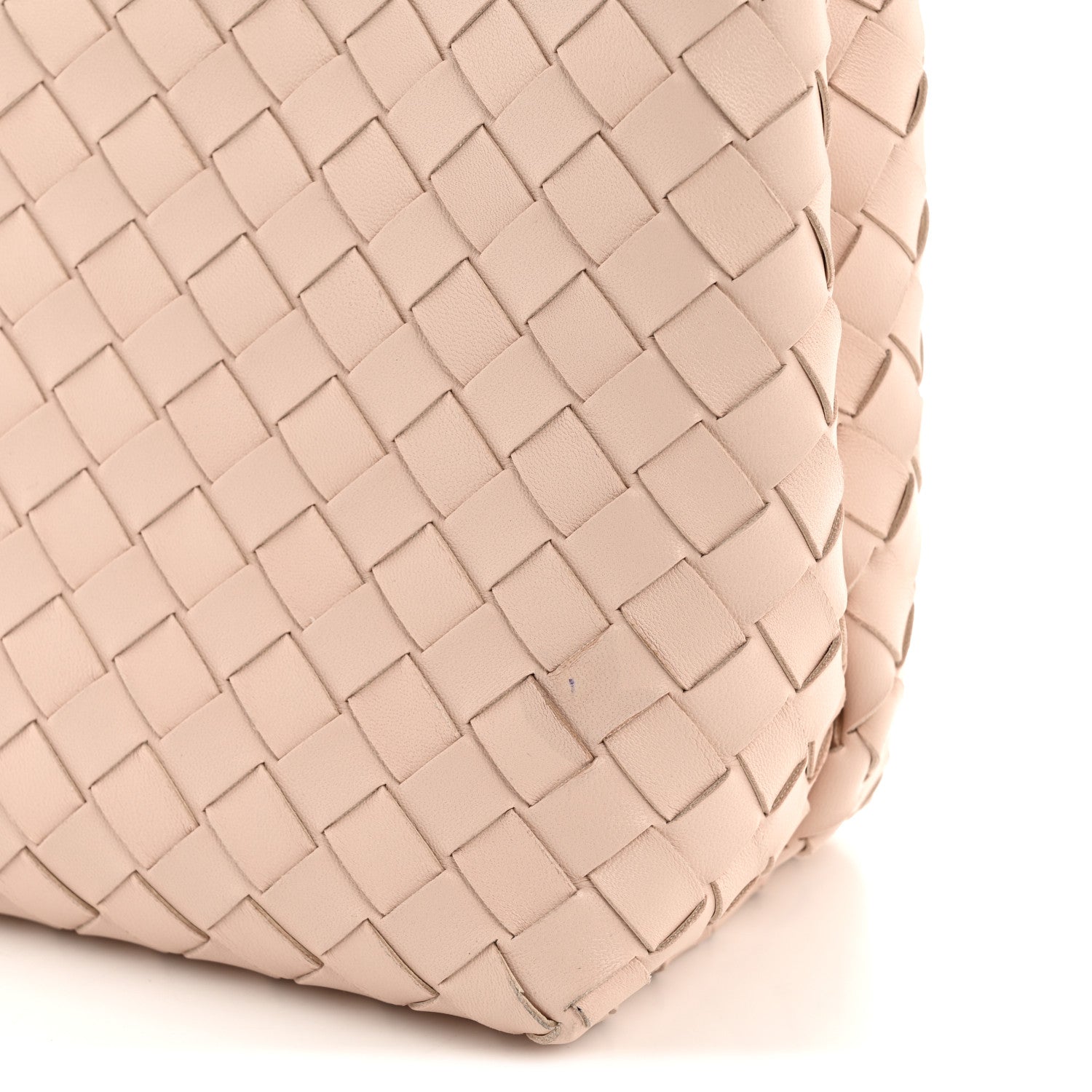 Nappa Intrecciato Medium Andiamo Shoulder Bag Lotus