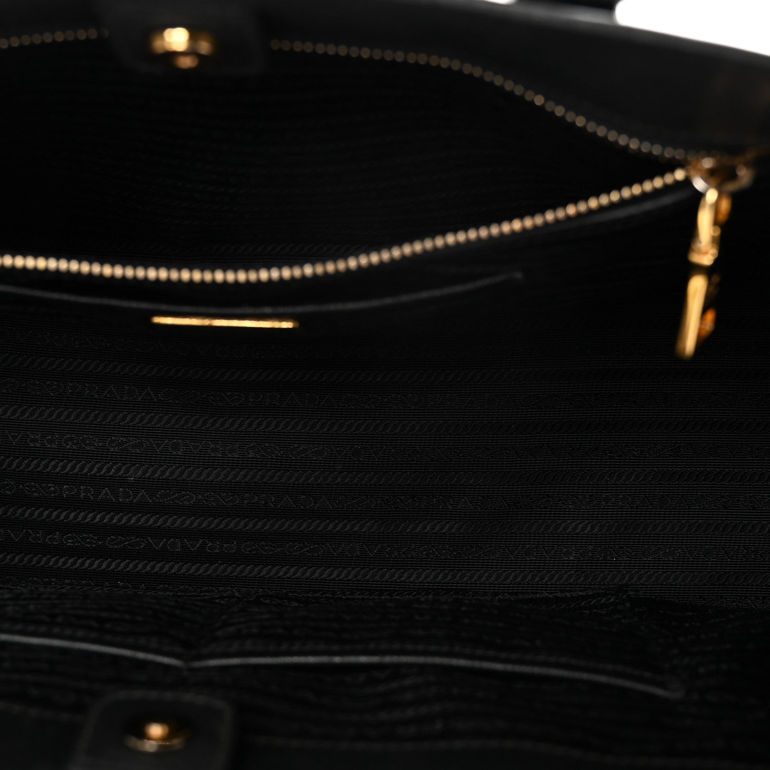 Saffiano Lux Large Tote Black