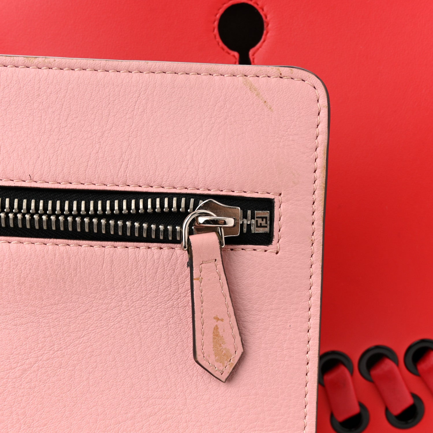 Vitello Baltico Dolce Shiny Nappa DotCom Satchel Caipiroska Bubblegum