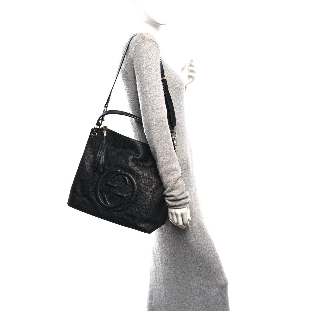Pebbled Calfskin Large Soho Hobo Black