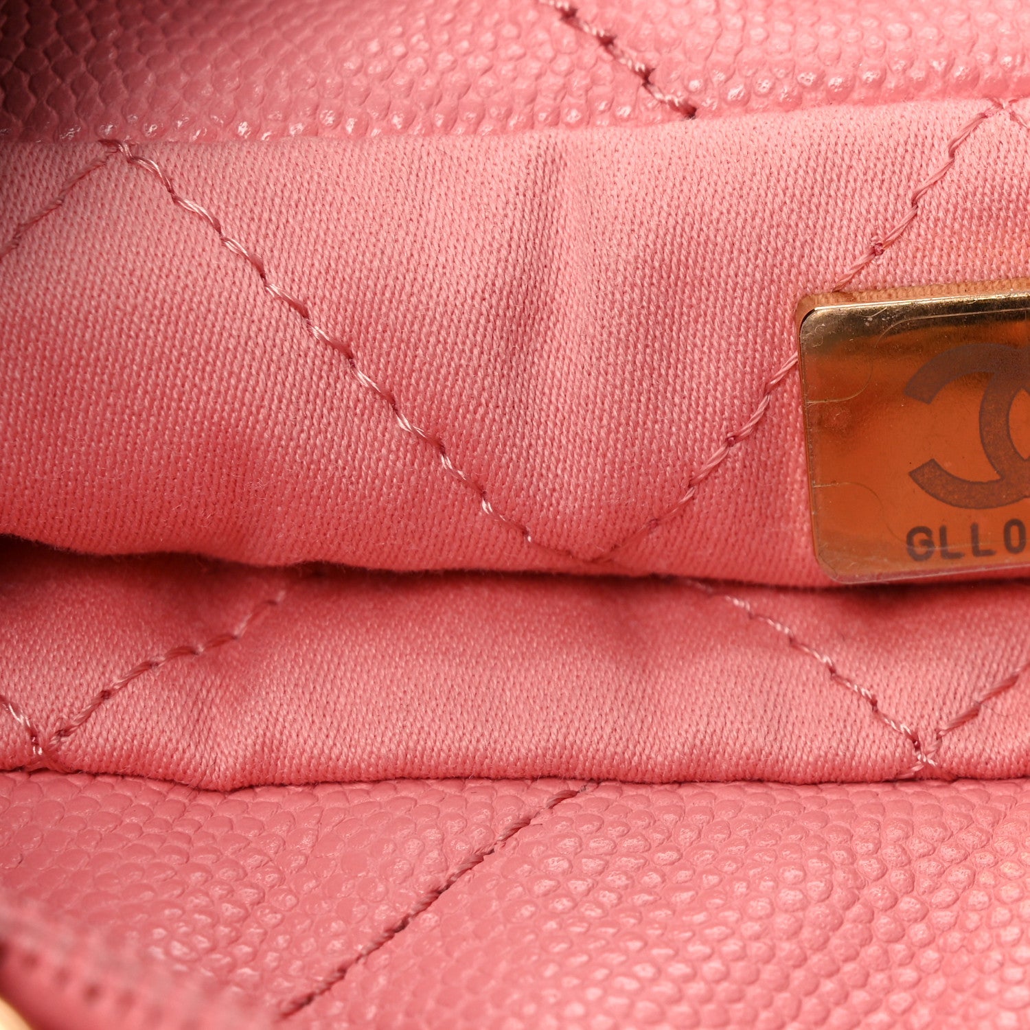 Shiny Caviar Quilted Mini Chanel 22 Coral