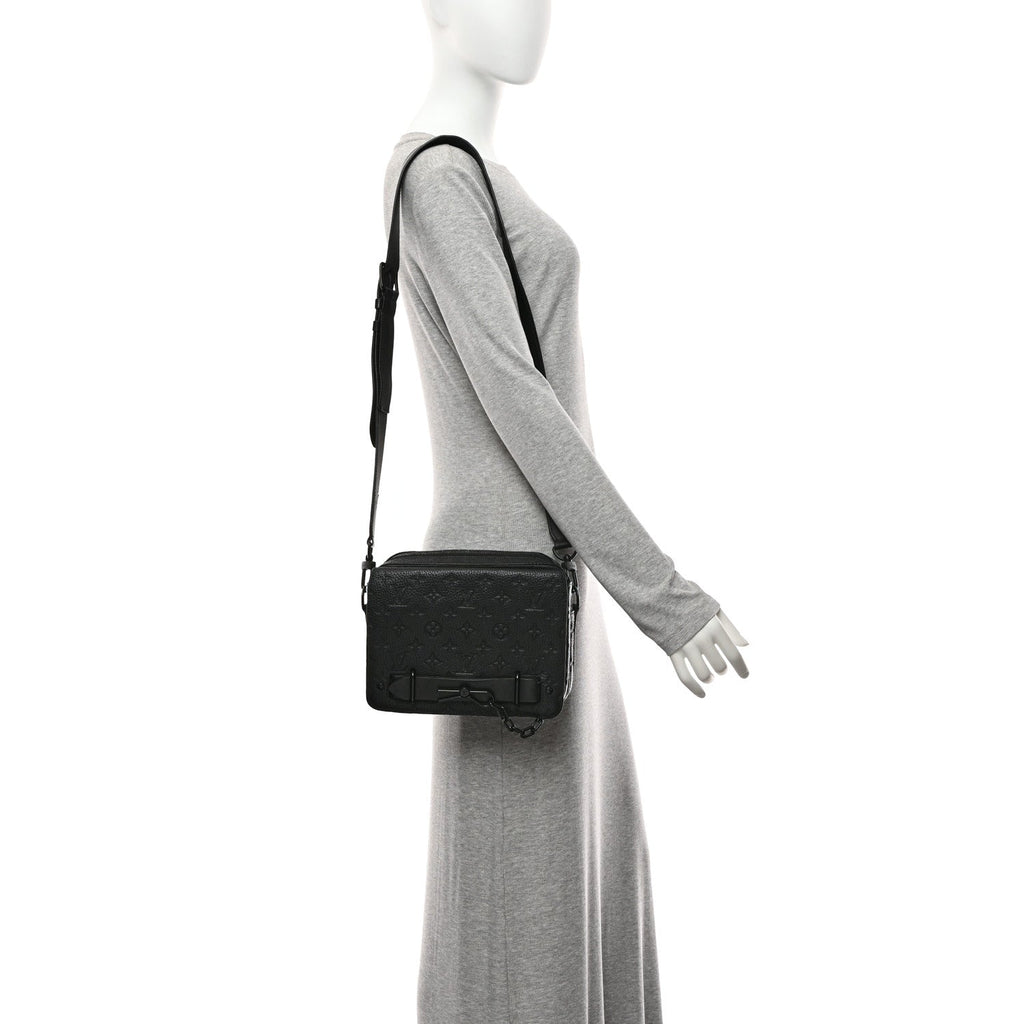 Taurillon Monogram Steamer Messenger Black