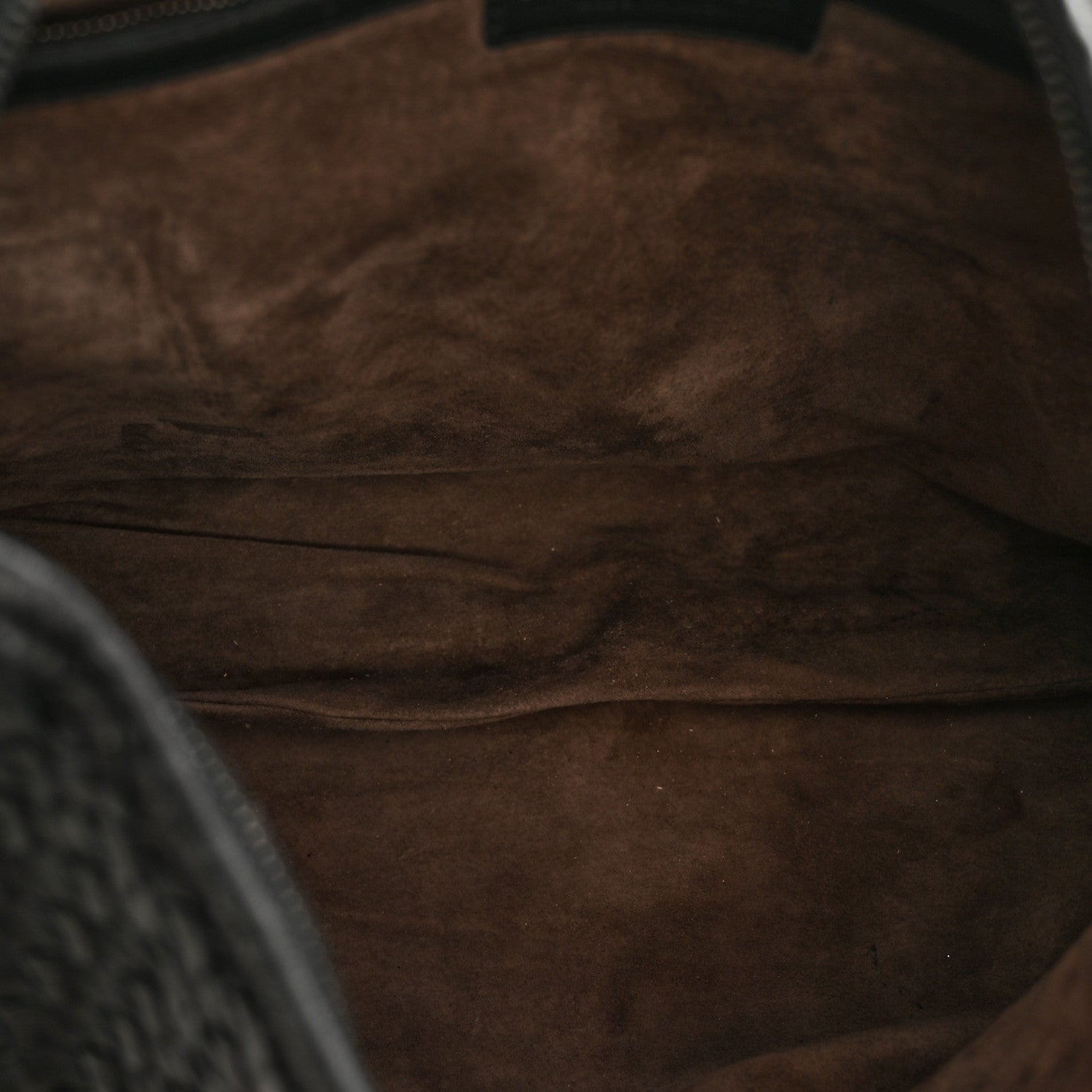Nappa Intrecciato Medium Veneta Hobo Black