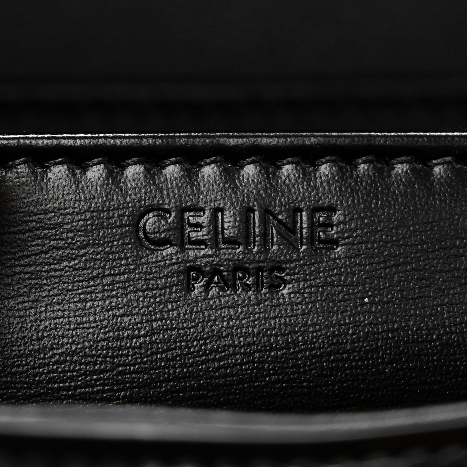 Calfskin Besace Clea Chain Triomphe Black