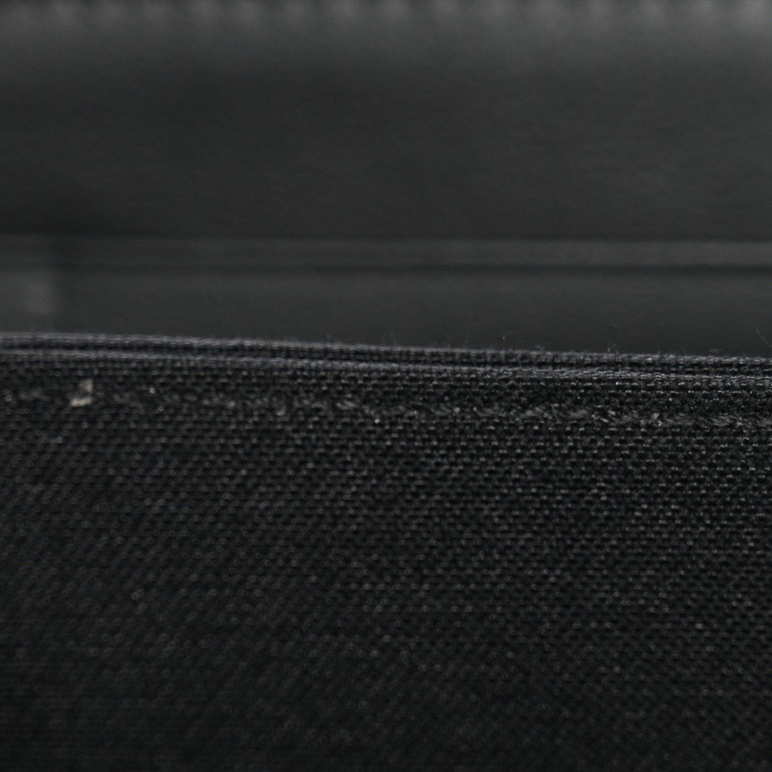 Vitello CamouFF Zip Around Wallet Black Multicolor